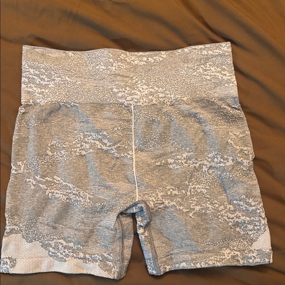 Gymshark Blue Gray Camo Seamless High-Waist Athletic Shorts - Picture 5 of 5